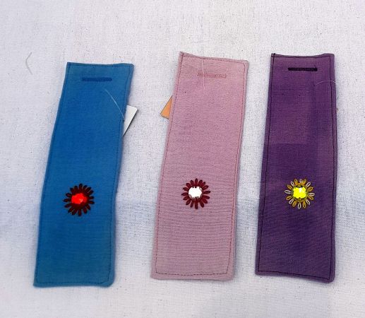 KG 7B Attaches serviettes brodes perles KG 7B Attaches serviettes brodes perles